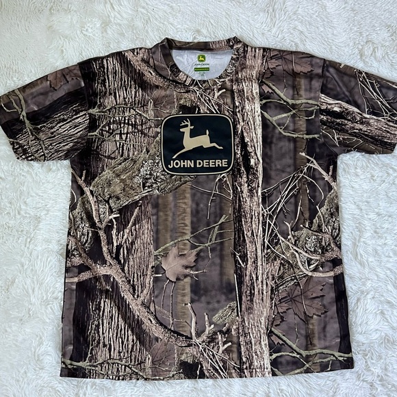 John Deere 2XL Camo Hunting Shirt Short Sleeve Performance Tee Outdoor Logo - Picture 1 of 10
